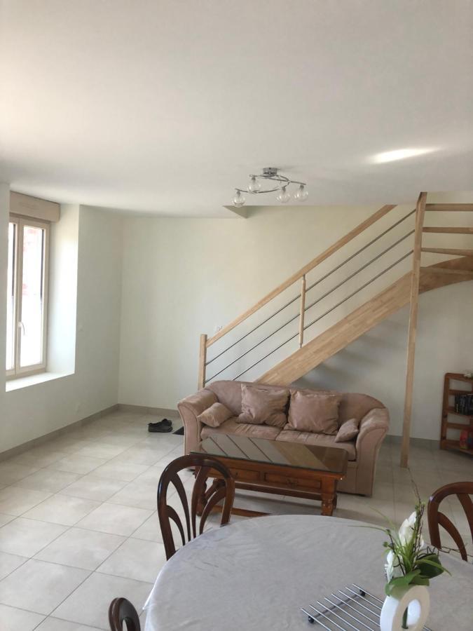 Residence Merlin Appartement Arthur Saint-Malon-sur-Mel Luaran gambar